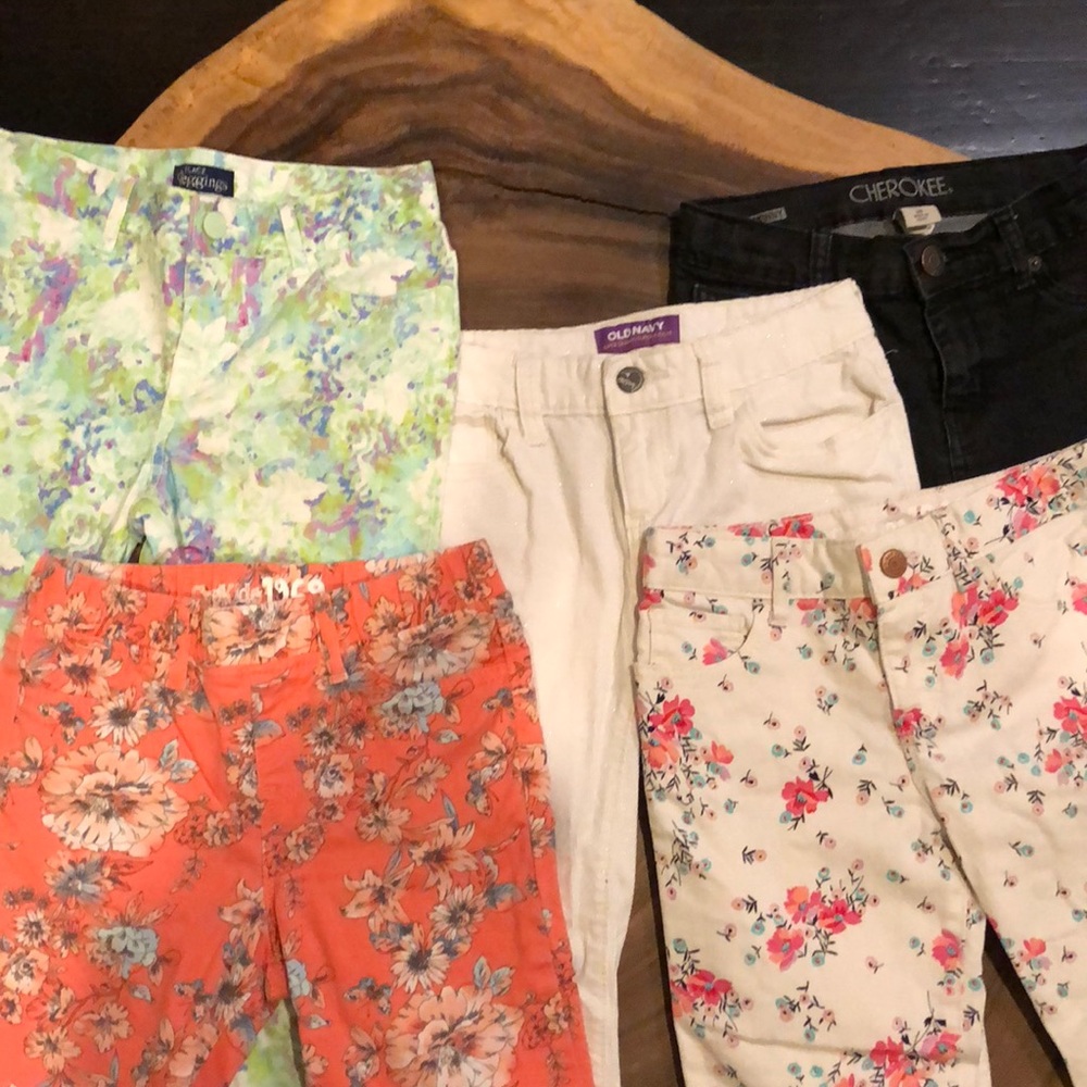 Lot of 5 pairs of girls Gap jeans like new